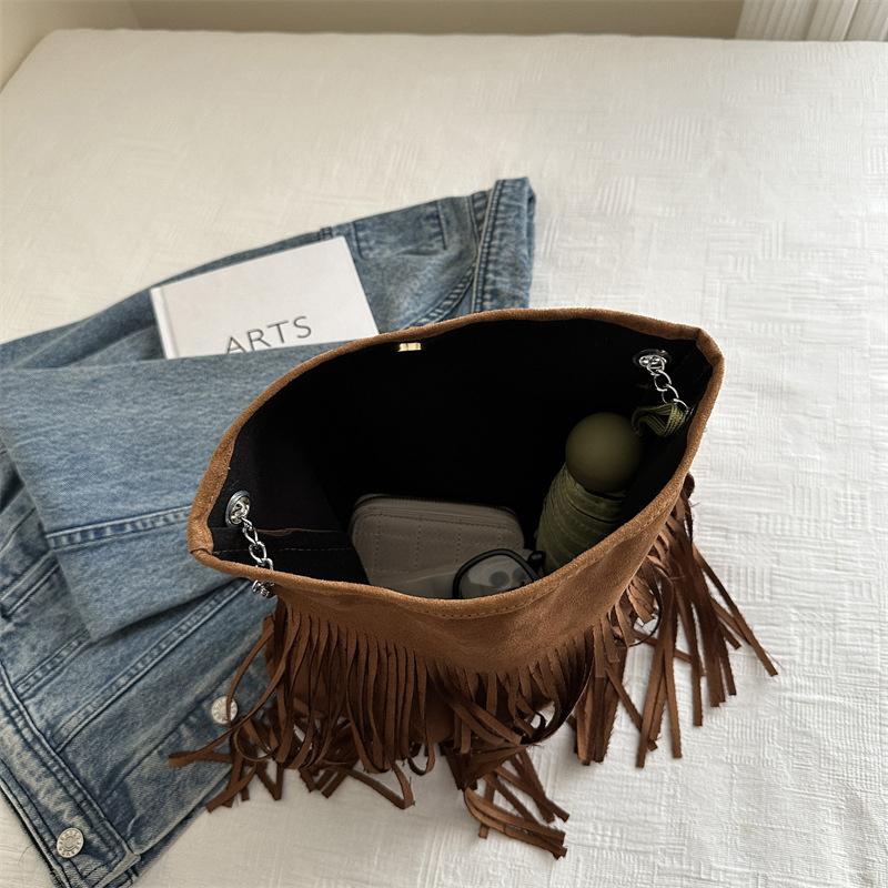 Новый стиль повседневные сумки через плечо с кисточками для женщин большая вместительная сумка через плечо дизайнерские сумки для женщин повседневное использование