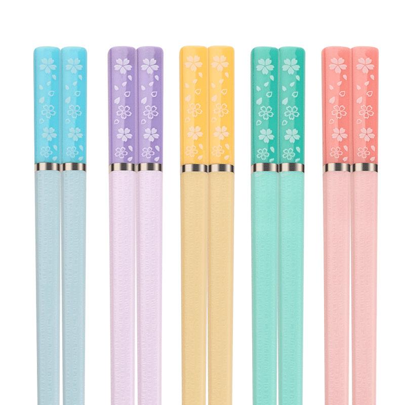 5 Pairs High Temperature Resistant Non-slip Japanese Sakura Chopsticks Household Reusable for Sushi Hashi Food Sticks Tableware