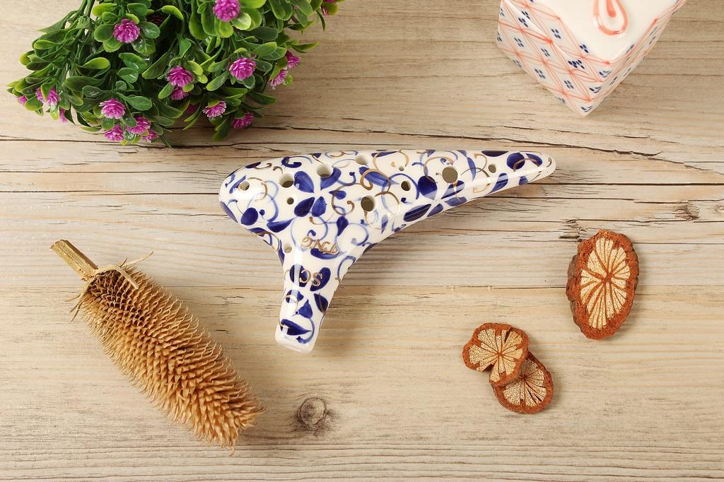TNG Ocarina музыкальный инструмент роскошная одинарная окарина Wind Wind глазурованная отделка синий цветочный фарфор [сопрано/до-тональность/SC/12 отверстий/белый и синий]