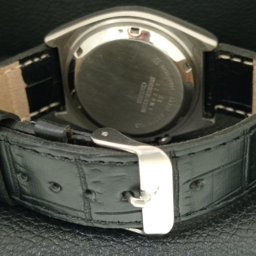АВТОМАТИЧЕСКИЕ ВИНТАЖНЫЕ МУЖСКИЕ ЧАСЫ SEIKO 5 ЯПОНИЯ БЕЛЫЙ ЦВЕТ ЦИФЕРБЛАТ a706977-1