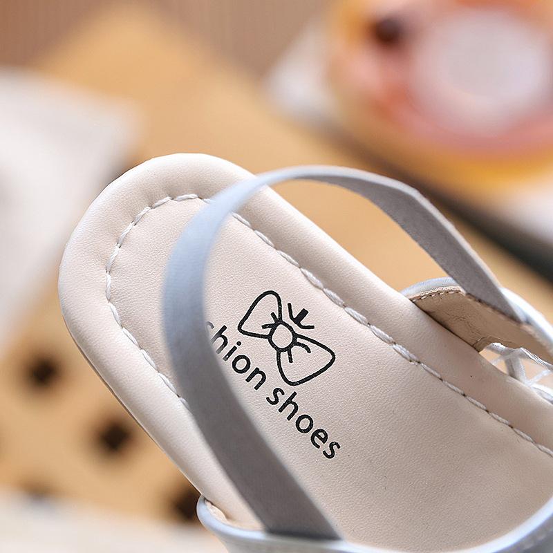 Детские Birkenstock в лесном стиле 2026: Повседневные летние пляжные сандалии с плетеным ажурным дизайном и закрытым носком.