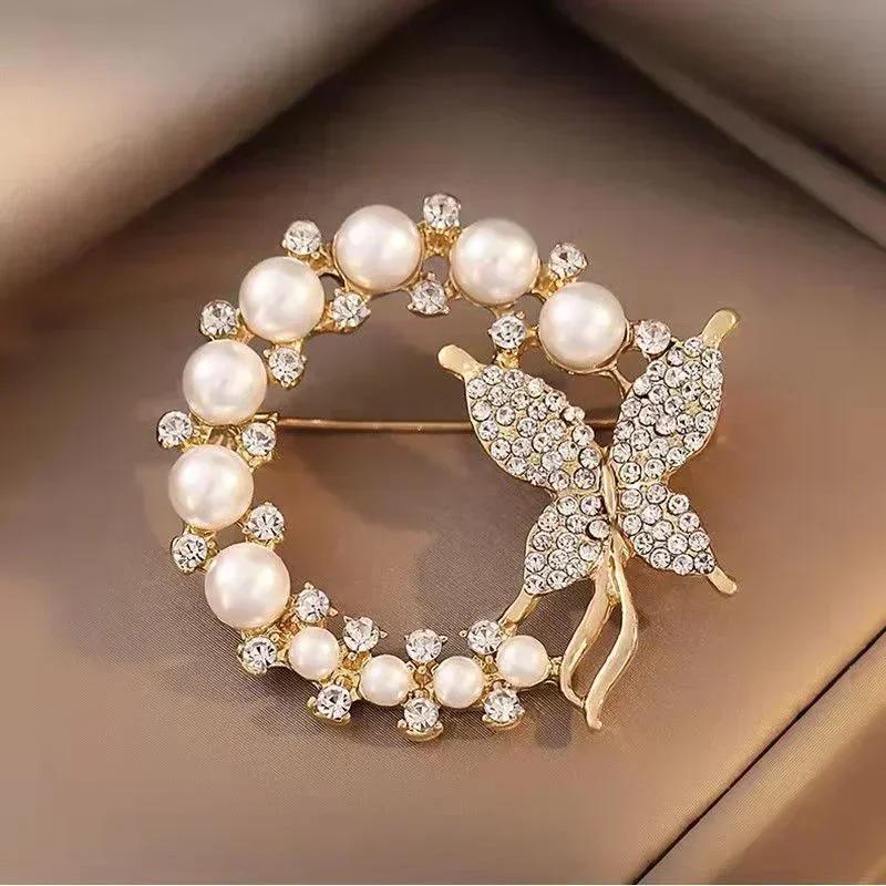 Butterfly Brooch Trend Elegant Circle Leaf Brooch Party Gift Creative Fashion Gifts Baroque Imitation Pearl Rhinestone Wreath