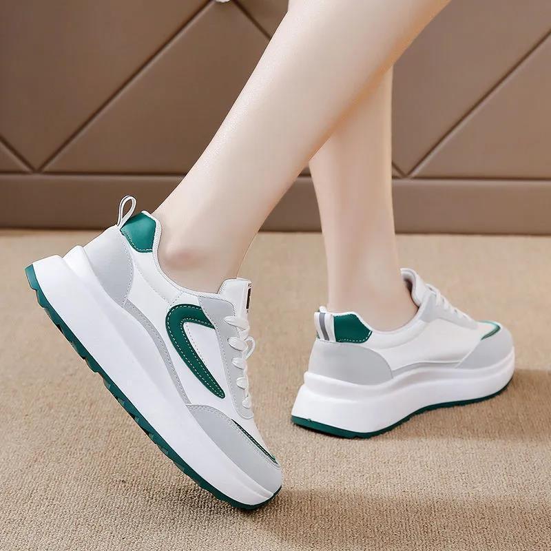 Autumn Running Shoes Women Thick Sole Casual Shoes Fashion Platform Sneakers Woman Designer Shoes Flat Walking Shoes for Women Plus Size