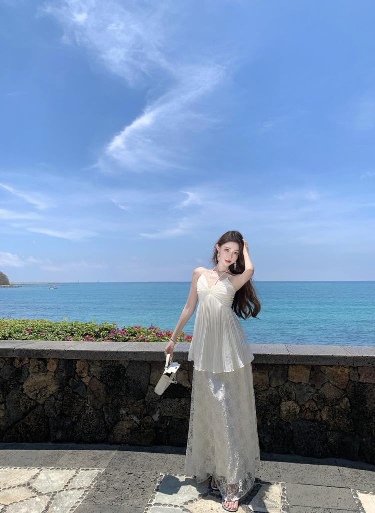 French V-neck chiffon suspender skirt set women's summer beautiful beach vacation wind mesh embroidered A-shaped long dress