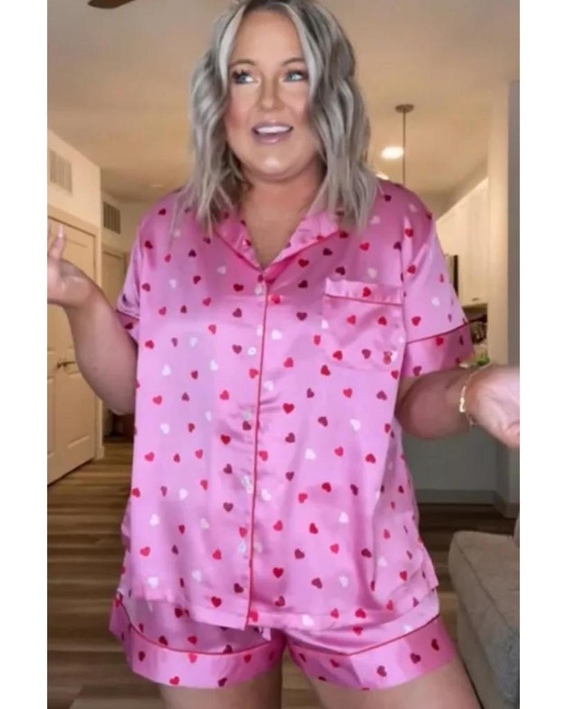 Azura Exchange Pink Valentine Heart Shape Print Plus Size Sleepwear