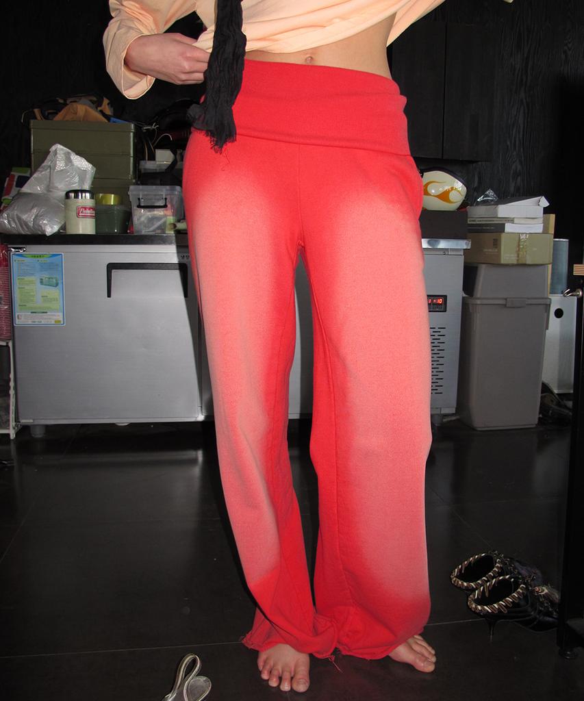 CENTAUR.KR Turn-Up Washed Sweatpants_Red