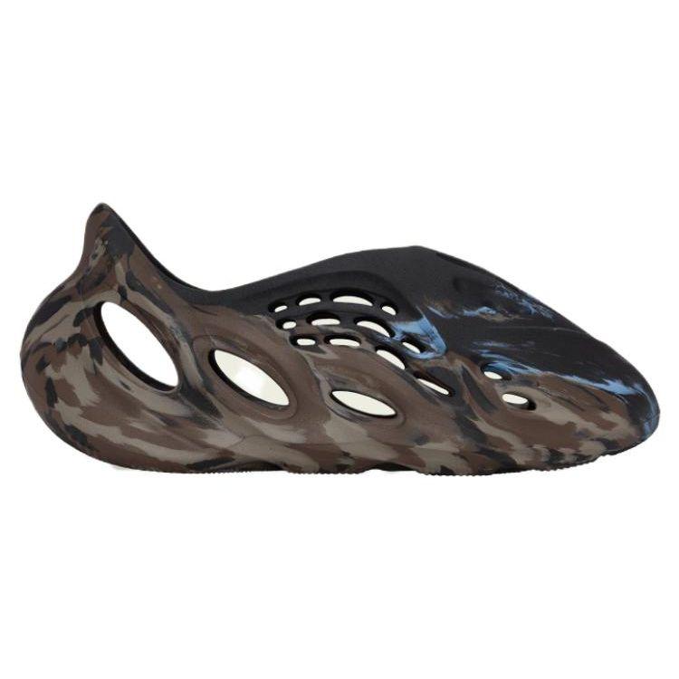 adidas Кроссовки унисекс Yeezy Foam Runner MX Cinder коричневые ID4126