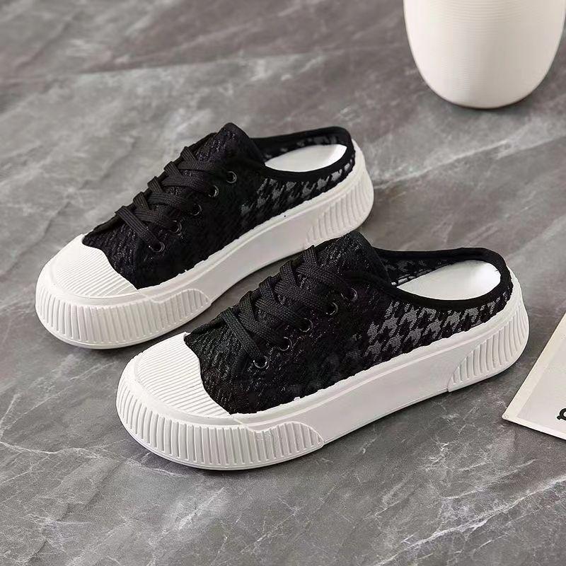 Обувь для женщин 2024 года, женские тапочки-мюли, летние шлепанцы, сандалии с ремешком, черные, снаружи B, стильные, низкие цены, повседневные, уникальные