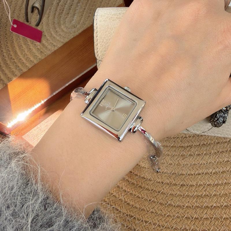 New Vintage Small Gold Watch Luxury and Exquisite Round Dial Premium Beaded Bracelet Strap, Fashion Ladies' Quartz Watch