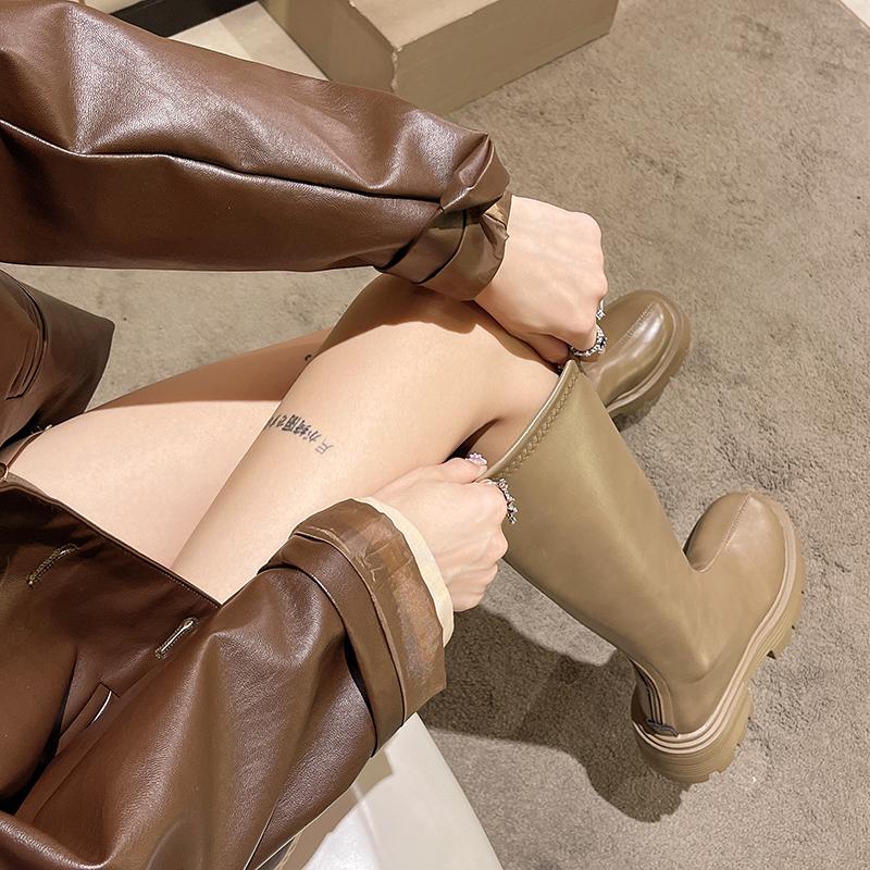 Большие размеры тонкие эластичные сапоги для женщин зимняя новинка бисквитные сапоги на толстой подошве выше колена высокие рыцарские сапоги