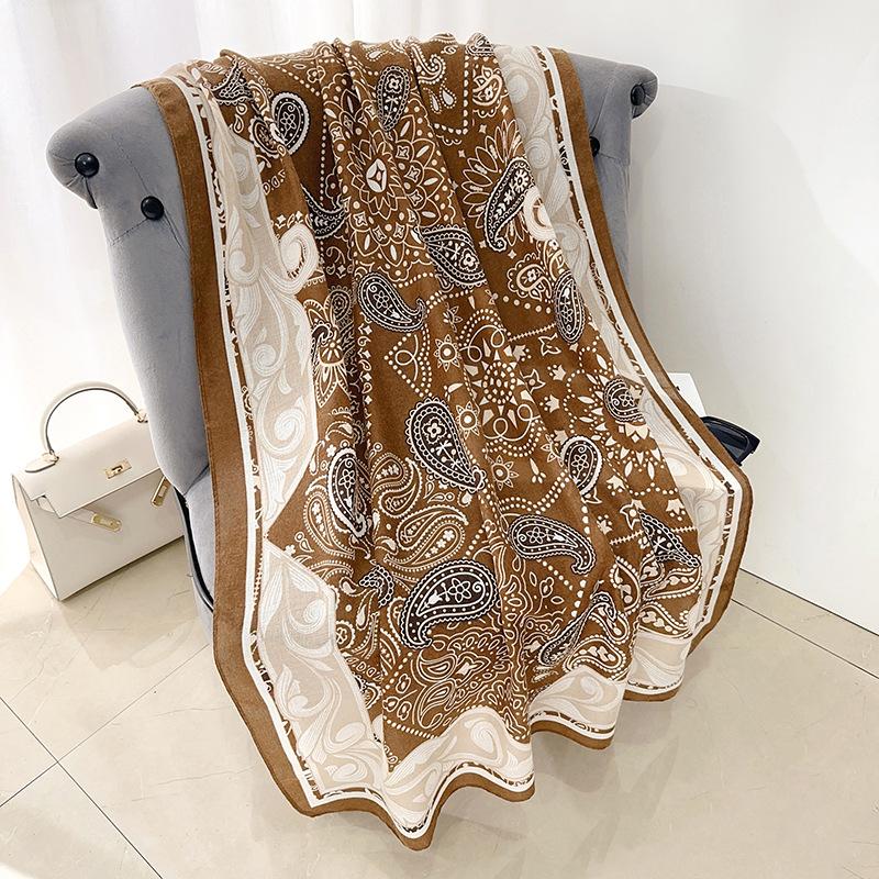 Trendy Temperament, Fashionable Printed Scarf, Travel Photography, High-end Women's Matching Shawl, Thin Cotton and Linen Outer Shawl