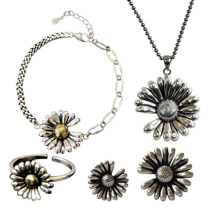 Серьги серии Daisy Trendy Girlfriend Punk Ключичная цепочка Niche Sunflower Retro Универсальная