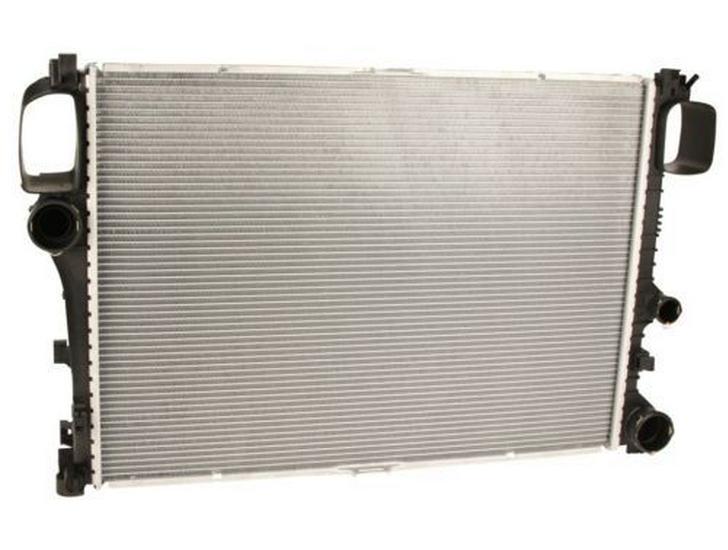 Mercedes-Benz W211 Cooling Parts: Radiator, Water Tank, Condenser, Intercooler (2215003203)