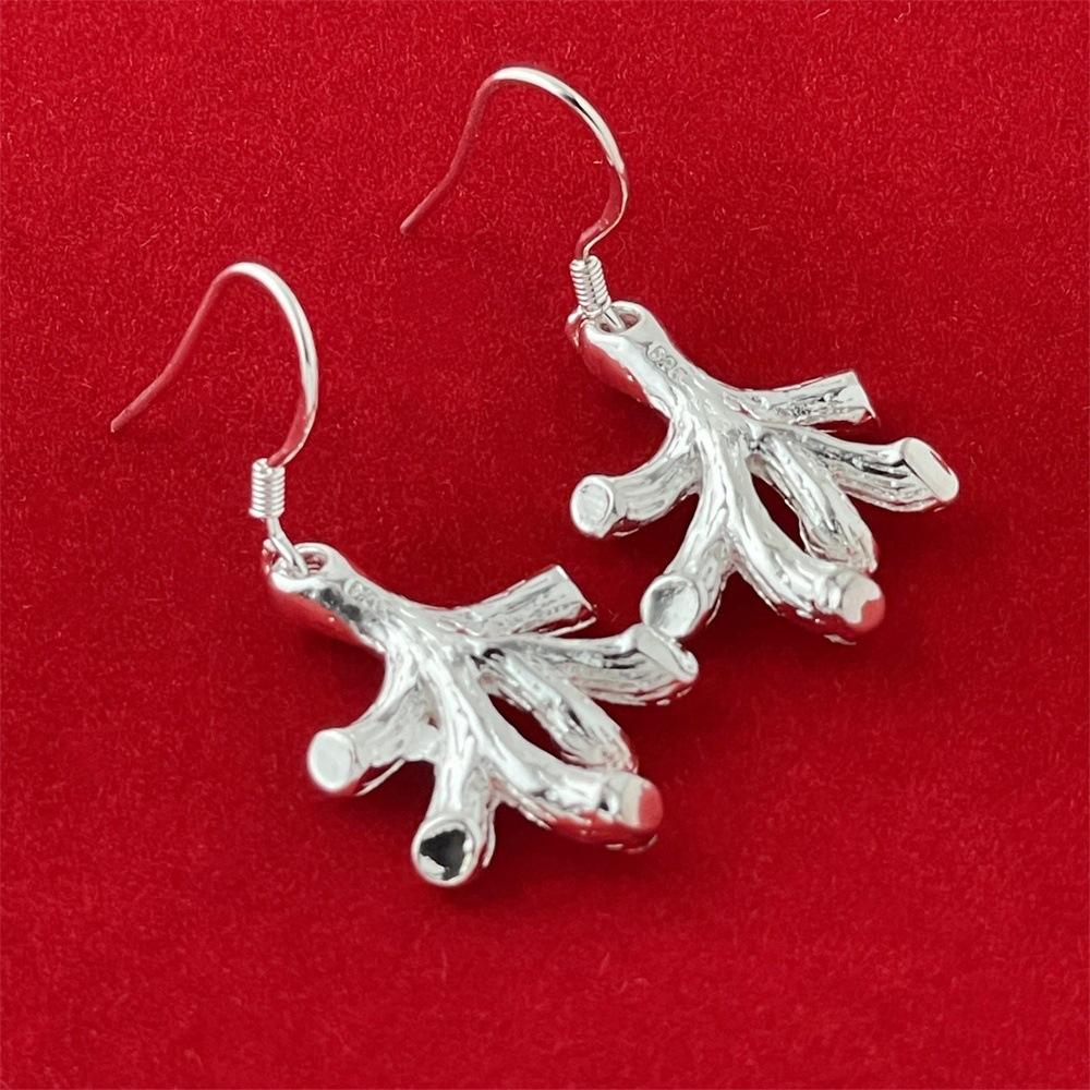 925 Sterling Silver Stylish Fresh Leaf Earrings Birthday Party Anniversary Gift Daily Wear