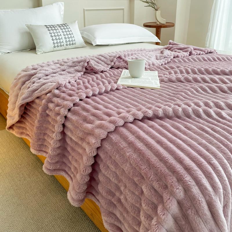 Hot Sales All Season Blanket Polyester Soft Warm Comfortable Bedding Modern Winter Blanket for Bedding & Gift Customizable