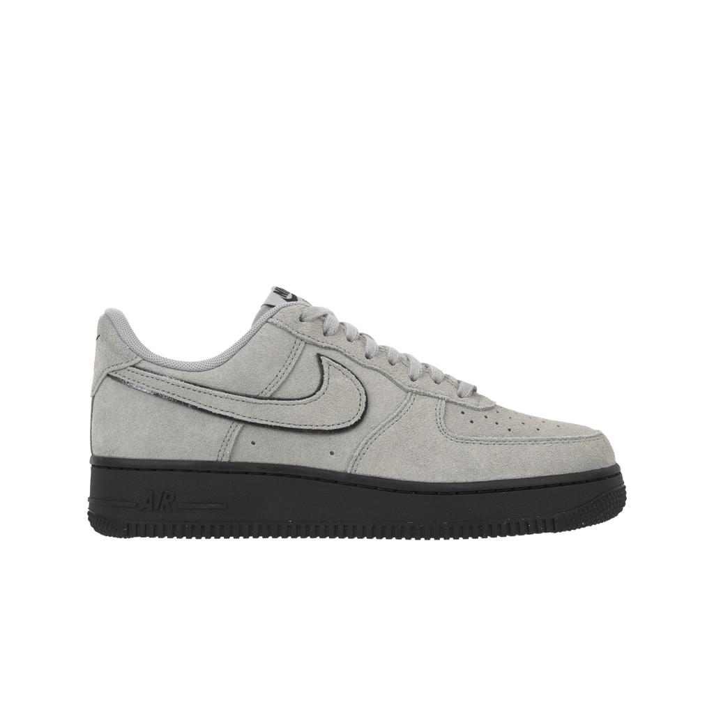 Nike Air Force 1 07 LV8 Smoke Grey Suede мужские кроссовки светло-дымчато-серые черные HQ1966-001