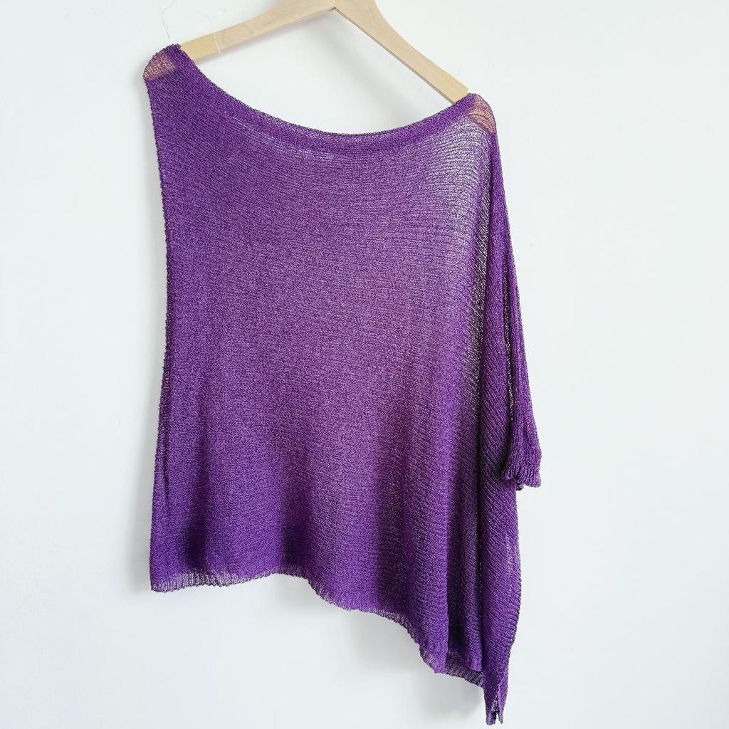 Многофункциональное пончо-шаль из ажурной вязки с майкой