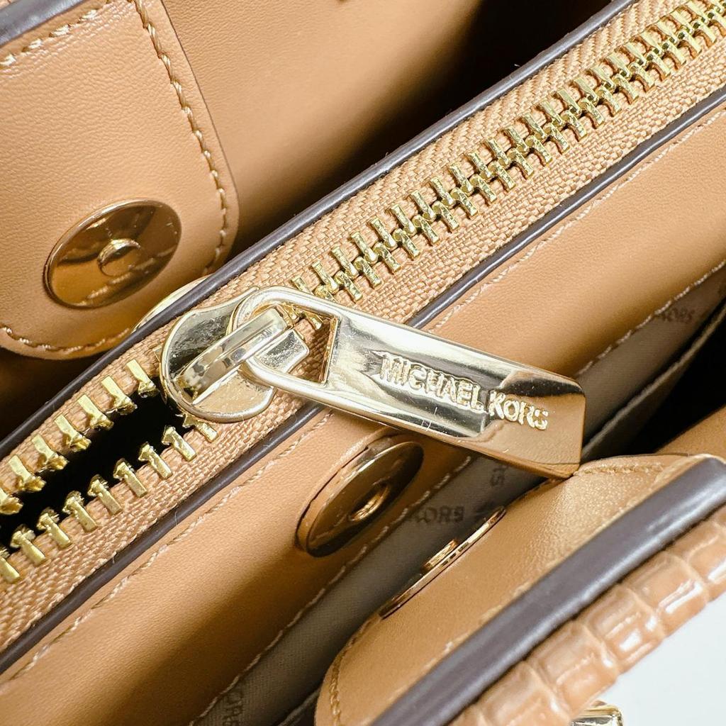 Michael Kors Сумка на плечо Сумка ручная Полиуретан Коричневый Женская 35T2GUSS1W Б/у