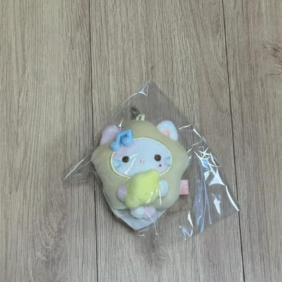 HEARTS2HEARTS (sealed) Stellnyang Lemon Mini Doll Keyring Stella Hakkyuha Hatuha