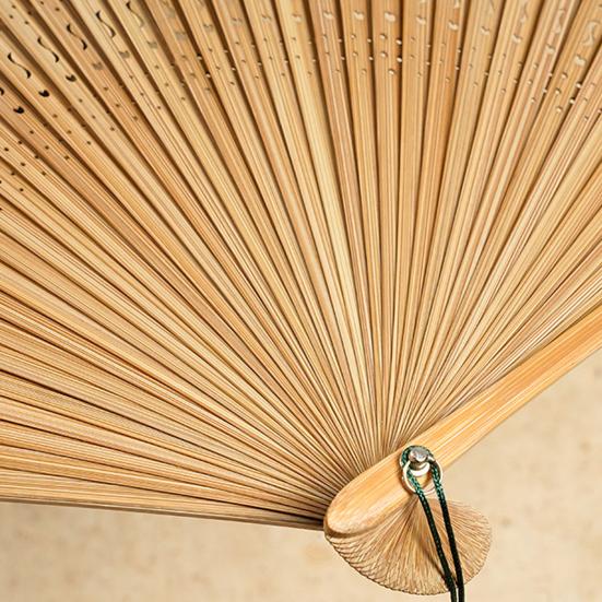 Folding Fan with Tassel Hollow Out Faux Silk Bamboo Stronge Hinge Chinese Vintage Style Photo Prop Party Decoration Supply Classical Dance Prop