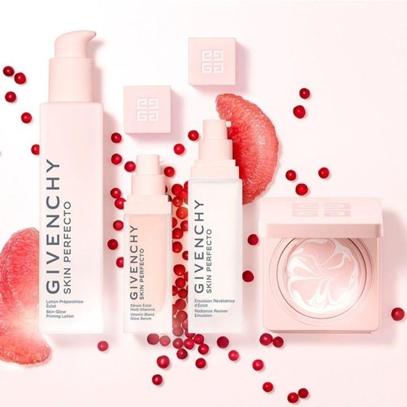 Компактный крем-набор Skin Perfecto (+1 Компактная пуховка + Розовая мини-сумочка)