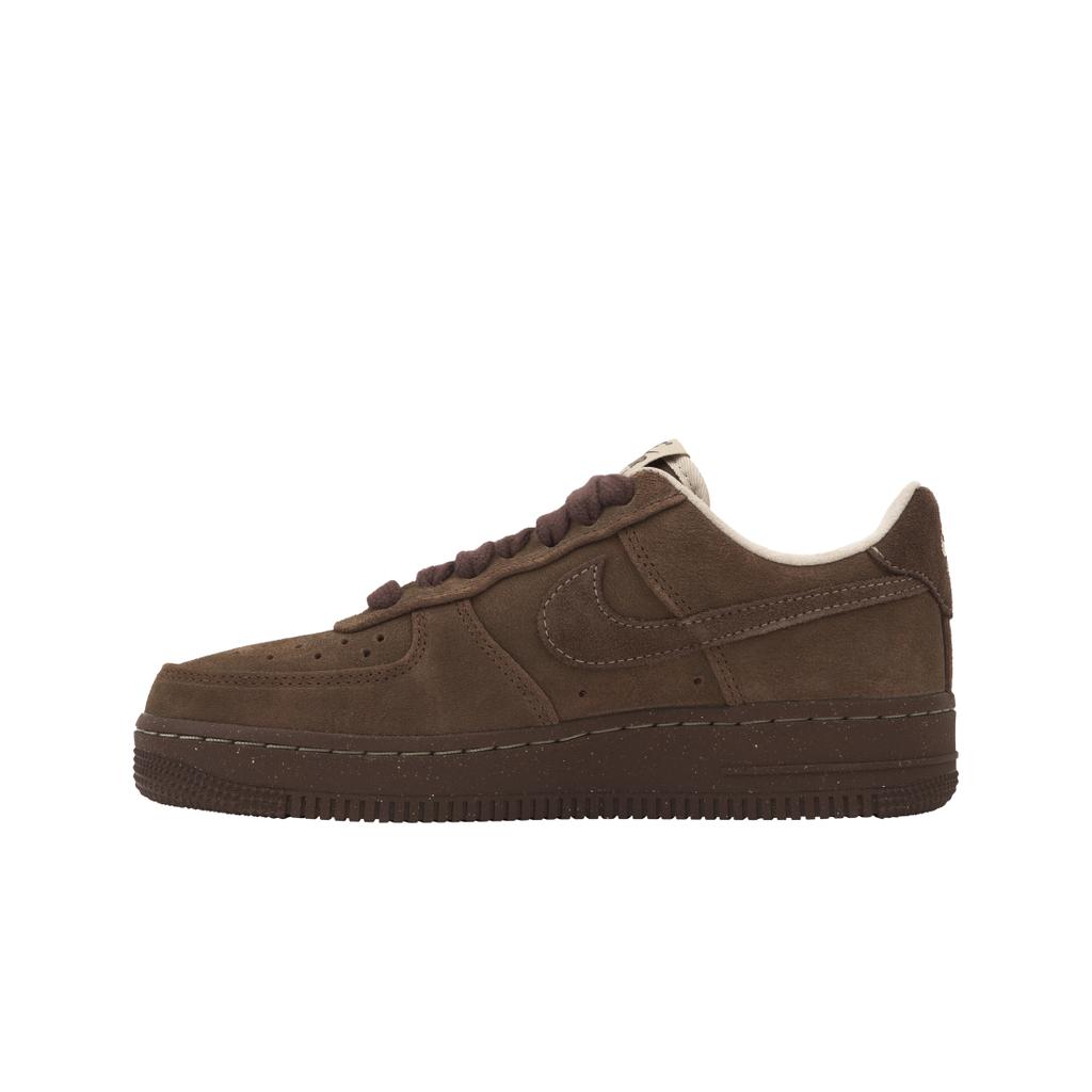 Nike Женские кроссовки Air Force 1 07 Cacao Wow коричневые Sanddrift FQ8901-259