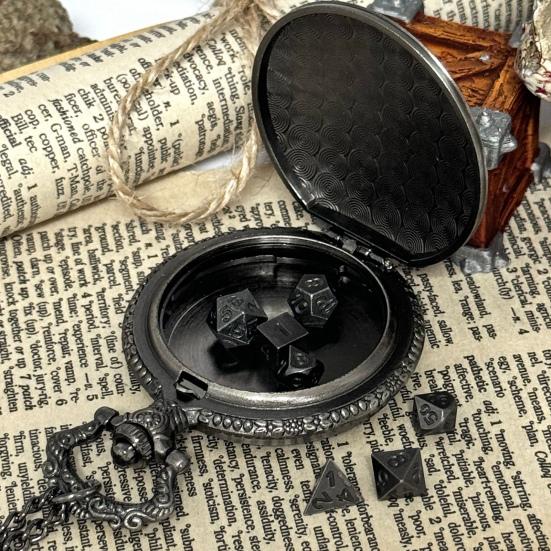 Мини-набор игральных костей DND, чехол для карманных часов с гравировкой дракона и 7 многогранными металлическими игральными костями DND, набор игральных костей в стиле ретро для настольных игр