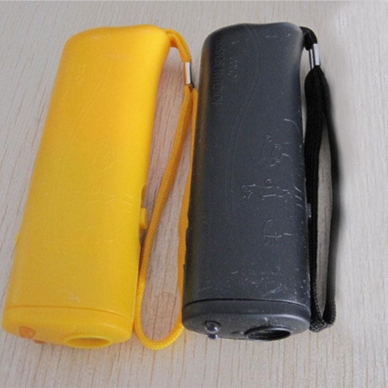 1 шт. Устройство для дрессировки собак, отпугиватель собак, ультразвуковой, без батареи, высококачественный светодиодный тренажер, ультразвуковой, 3 в 1, изящный, черный, для домашних собак, уникальный