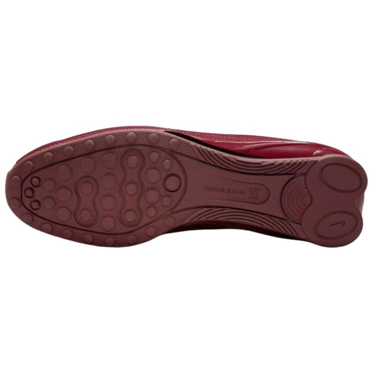 Nike Повседневная обувь с амортизацией SHOX Z Женские красные кроссовки HQ7540-600