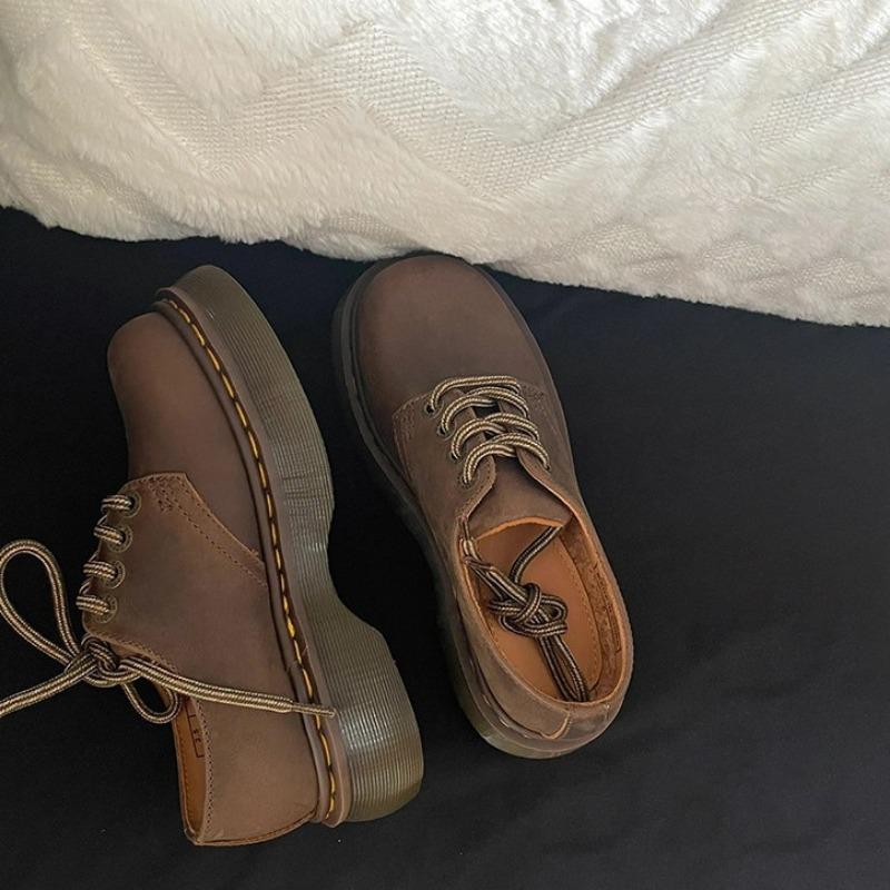 Версия из овчины~ Кожаные туфли Мартина с круглым носком цвета коричневый Crazy Horse, маленькие кожаные туфли, женские туфли на платформе-маффине, одинарные туфли