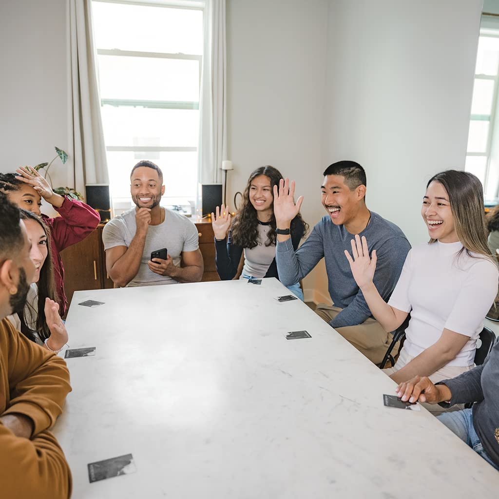 Лучшая карточная игра «Оборотень»