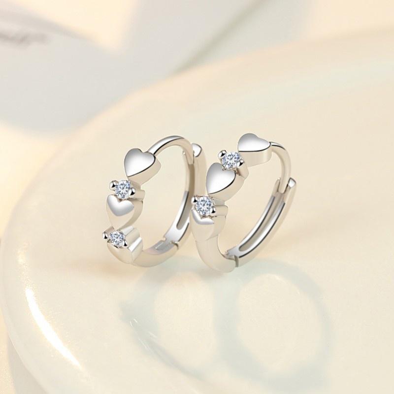 New Silver Color Temperament Heart-shaped Earrings Fashion Heart Hoop Earrings Wild Earrings ARI