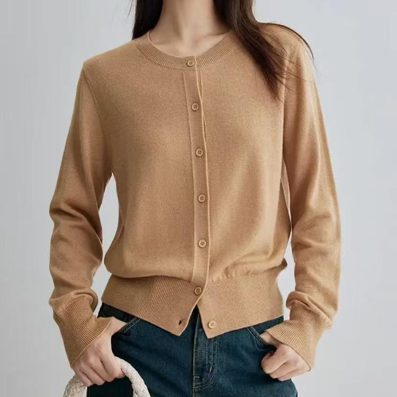 Spring and Autumn Fashion Temperament Versatile Thin Bottom Top Women's Design Sense Simple Casual Solid Color Crew Neck Knitted Cardigan
