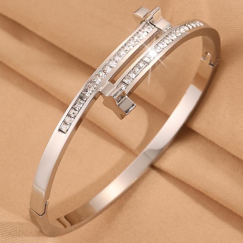 Women's Love Four-leaf Clover Double-headed Opening Light Luxury Temperament European and American Bracelet