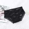 Сексуальные кружевные трусики для девочек, дышащее нижнее белье с вырезанным узлом-бабочкой, трусики средней высоты с открытой талией, однотонные женские треугольные трусики