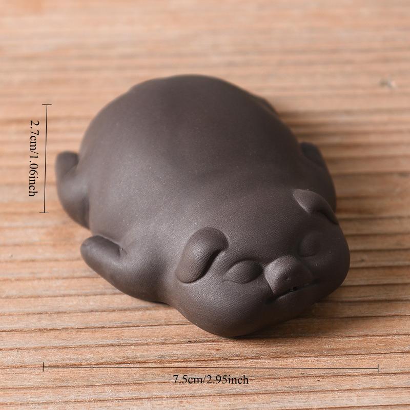 Handmade Yixing Zisha Clay Pig Tea Pet Figurine for Gongfu Tea Ceremony Cute Lucky Piggy Decoration for Home Office Tea