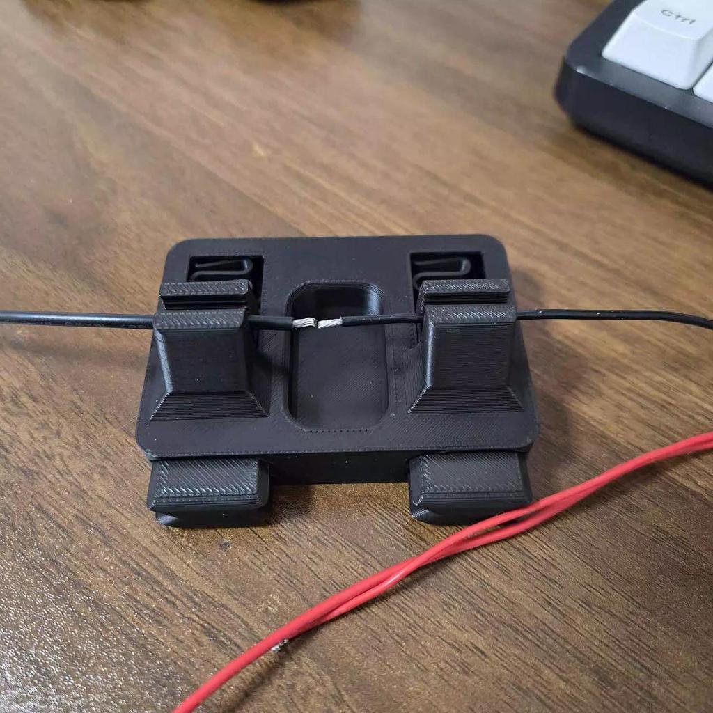 Wire Welding Fixture Soldering Wire Stand W/ Adjustable Suction Bracket Welding Table Clamp For Motherboard Soldering Tools