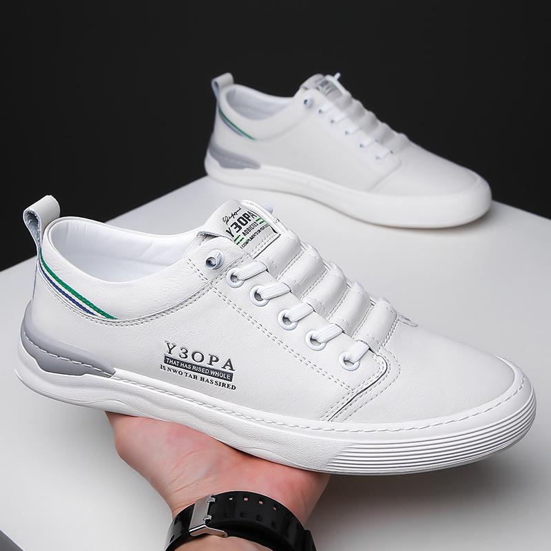 Soft Sole Fashion Casual Shoes for Men Spring Autumn New Designer White Board Shoes Male Solid Color Leather Sneakers Man