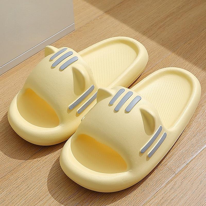 Женские летние милые тапочки с котом для пар, новые домашние, для ванной, мягкие, толстые, подошва, противоскользящие, для улицы, для пляжа с героями мультфильмов