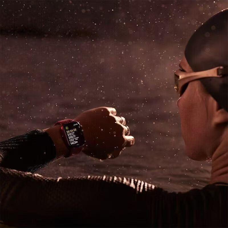 Умные часы Apple Watch Series 9 GPS 41/45 мм Алюминиевый корпус с силиконовым спортивным ремешком