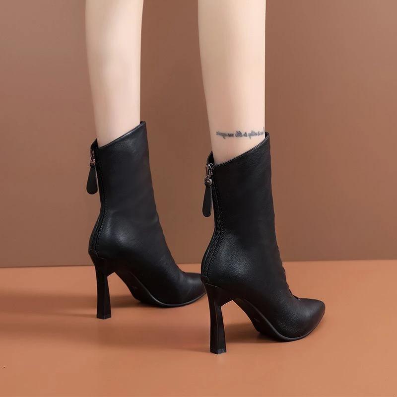 Ladies Mid Calf Shoes Autumn Winter 2024 Women's Half High Boots New Spring Comfortable and Elegant Gyaru Y2k Large Size Warm Pu