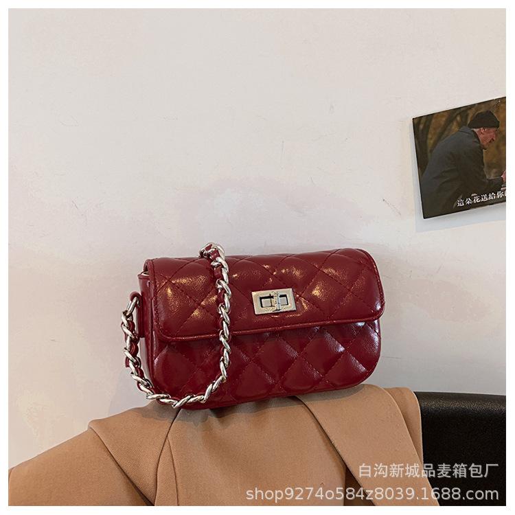 Internet Celebrity Explosion Foreign Style Small Bag Women's New 2025 Fashion Diamond Chain Bag Popular Shoulder Messenger Small Square Bag