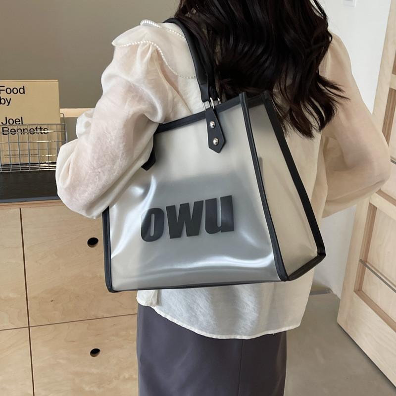 Fashionable Transparent Handbag For Women 2024 New Trend Large Capacity Beach And Shoulder Bag