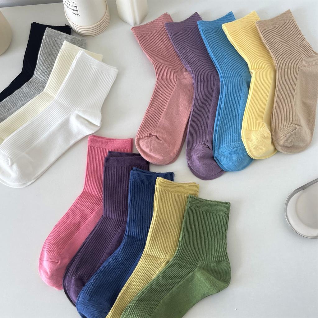 Autumn and Winter Women Pure Color Socks Casual Cotton Breathable Fashion Sports Sock
