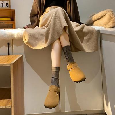 Мода 2024 года, новые женские туфли на плоской подошве, модные повседневные туфли на плоской подошве с пряжкой на ремне, женские зимние туфли на плоской подошве с круглым носком, короткие плюшевые туфли на низком каблуке