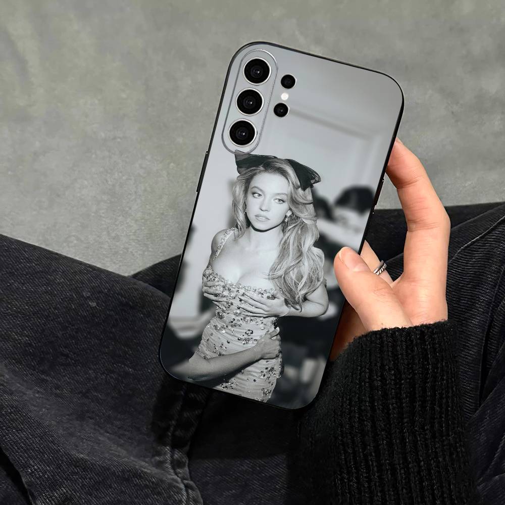 Чехол для телефона Sydney Sweeney для Samsung S25, S24, S21, S22, S23, S30, Ultra, S20, Plus, Fe, Note, 10, 9, 5G Черный