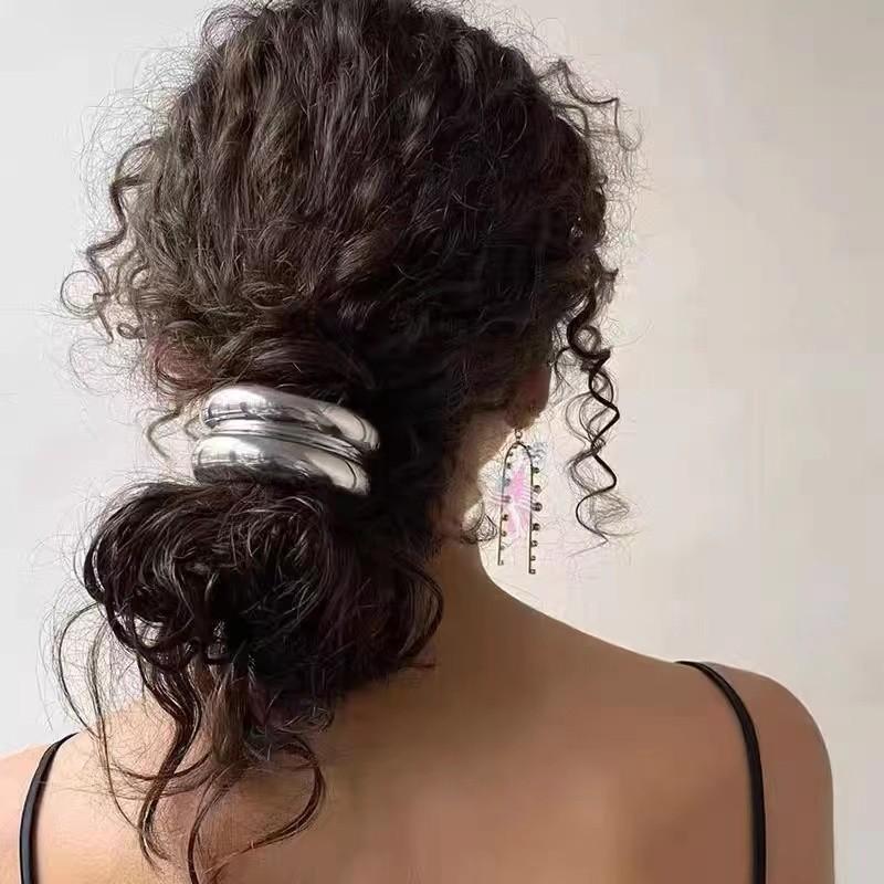Cool Elegant Temperament Geometric Metal Hair Rope for Woemn Korean Style High Elasticity Does Not Hurt The Hair Scrunchies Fash