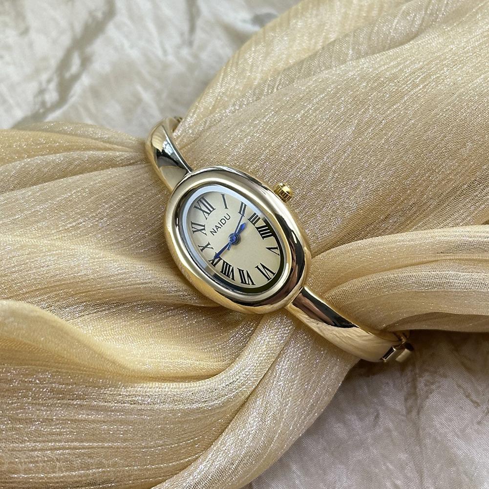 Bathtub Bracelet Watch Roman Numerals Oval Quartz Watch Retro Women's Watches Gold Watch Small Dial Light Luxury Watch