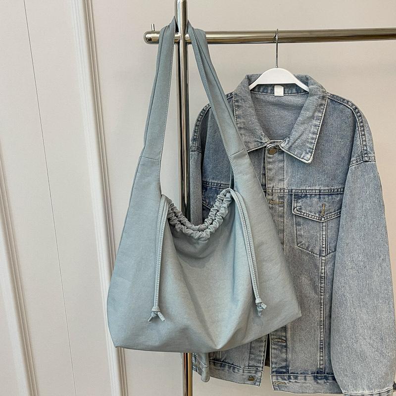 Fashion Drawstring Canvas Bag Women's New Large-capacity Casual Shoulder Bag College Students Class Universal Messenger Bag