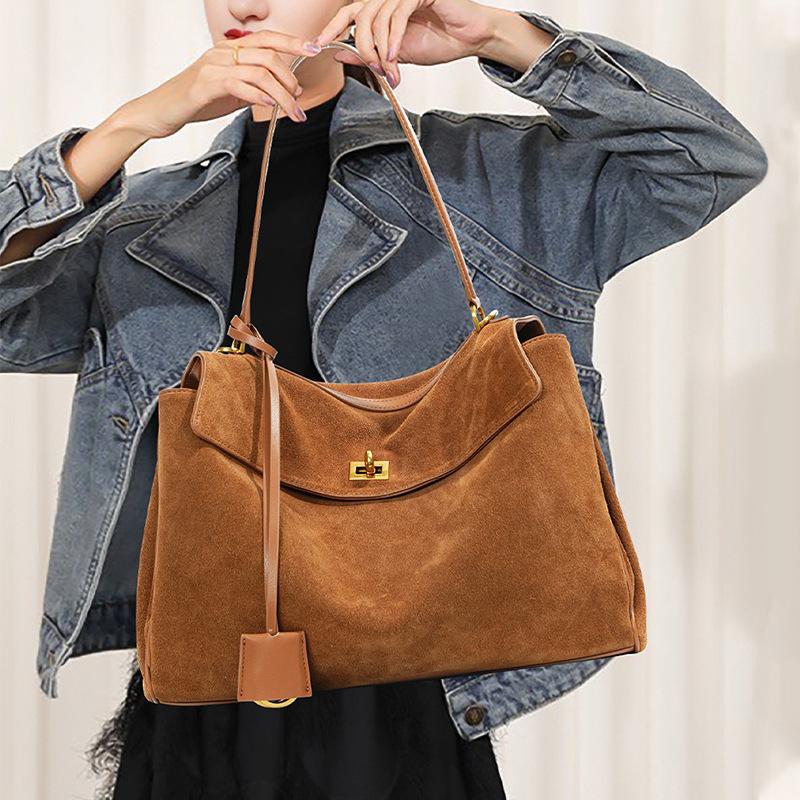 Commuter Air Bag Crossbody Frosted Leather Pitot Bag Large Capacity Premium Underarm Bag